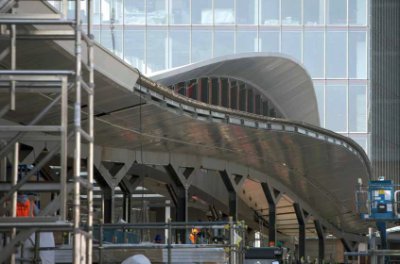 Kalzip clad prefabricated cassettes form the station’s undulating roof