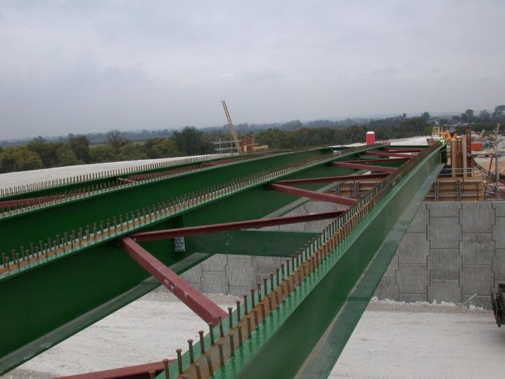 Plan bracing below top flange A41 Aston Clinton Bypass