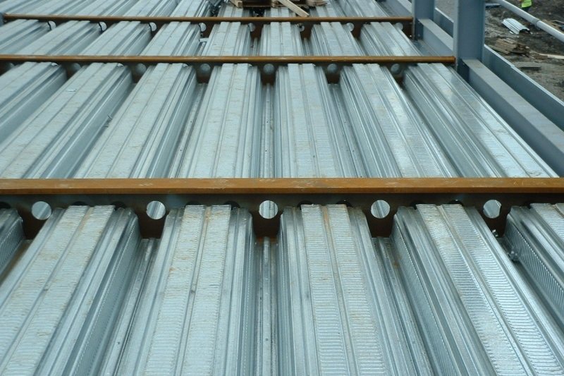USFB with deep decking (Image courtesy of Kloeckner Metals UK Westok)