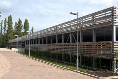 Flat deck, steel-framed car park, Norden Road, Maidenhead (Image courtesy of Bourne Parking Ltd.)