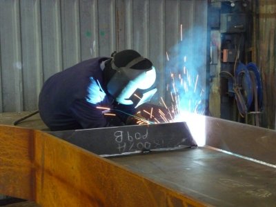 A qualified welder (Image courtesy of Mabey Bridge Ltd.)