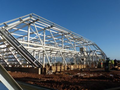 Sloping CHS columns create the elevations of the Collaboration Space