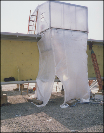 Typical shelter for a site welded splice (Image courtesy of Mabey Bridge Ltd.)