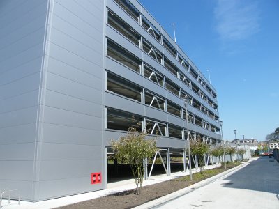 Cross bracing – Farnborough business park (Image courtesy of Bourne Parking Ltd.)