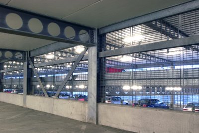 Cellular beams with precast concrete units (Image courtesy of Kloeckner Metals UK Westok)