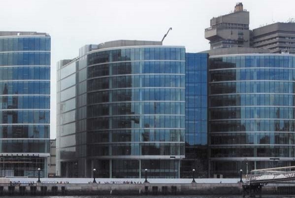 More London, Plot 1