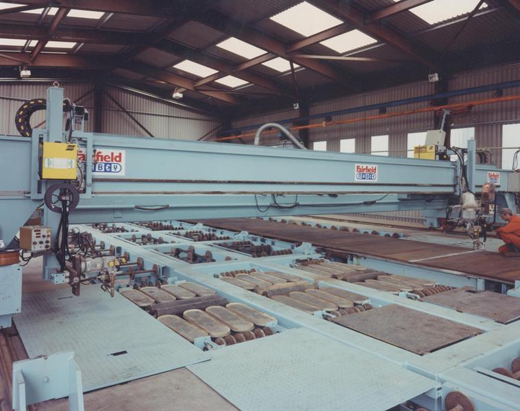 Plate turning equipment in a butting bay (Image courtesy of Mabey Bridge Ltd.)width=400