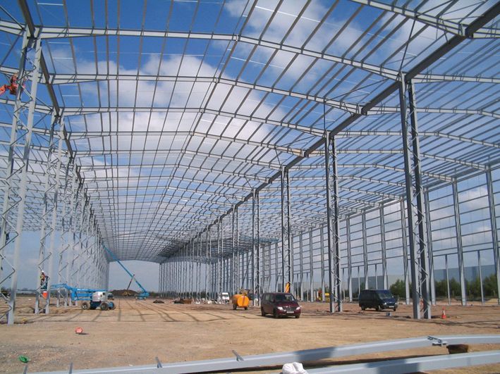 Purlins and side rails on a portal frame (Image courtesy of Caunton Engineering Ltd.)