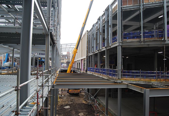 A central covered boulevard will separate the project's main structures